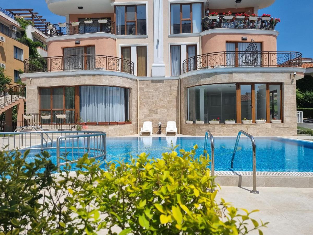 Fenix Apart Complex Sveti Vlas Exterior photo